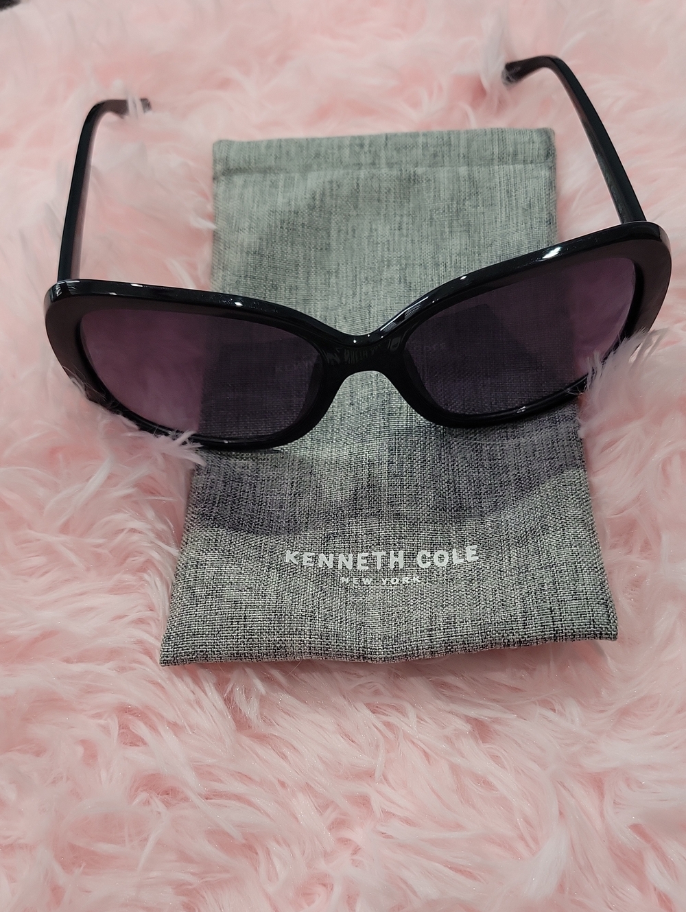 Kenneth Cole Women's Black Frame Sunglasses with Purple Lenses